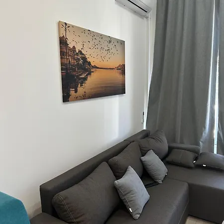 Lovely Studio Apartment Belgrade Exterior photo