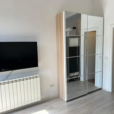 Lovely Studio Apartment Belgrade Exterior photo